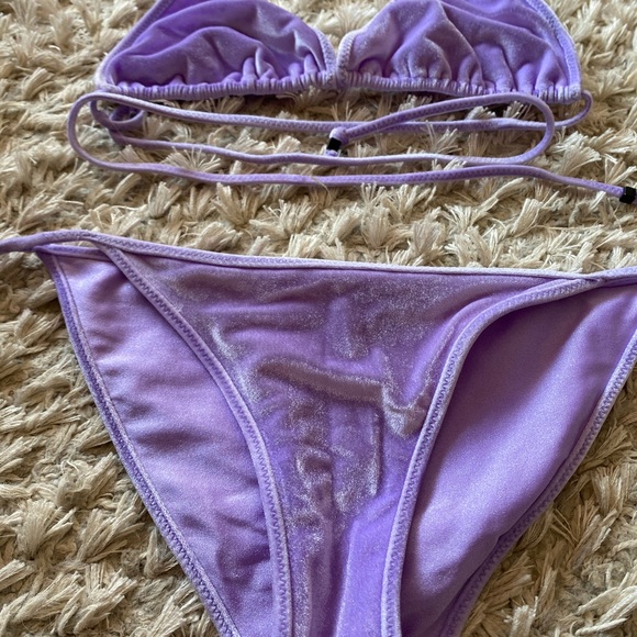 Rare velvet Triangl bikini! - Picture 2 of 10